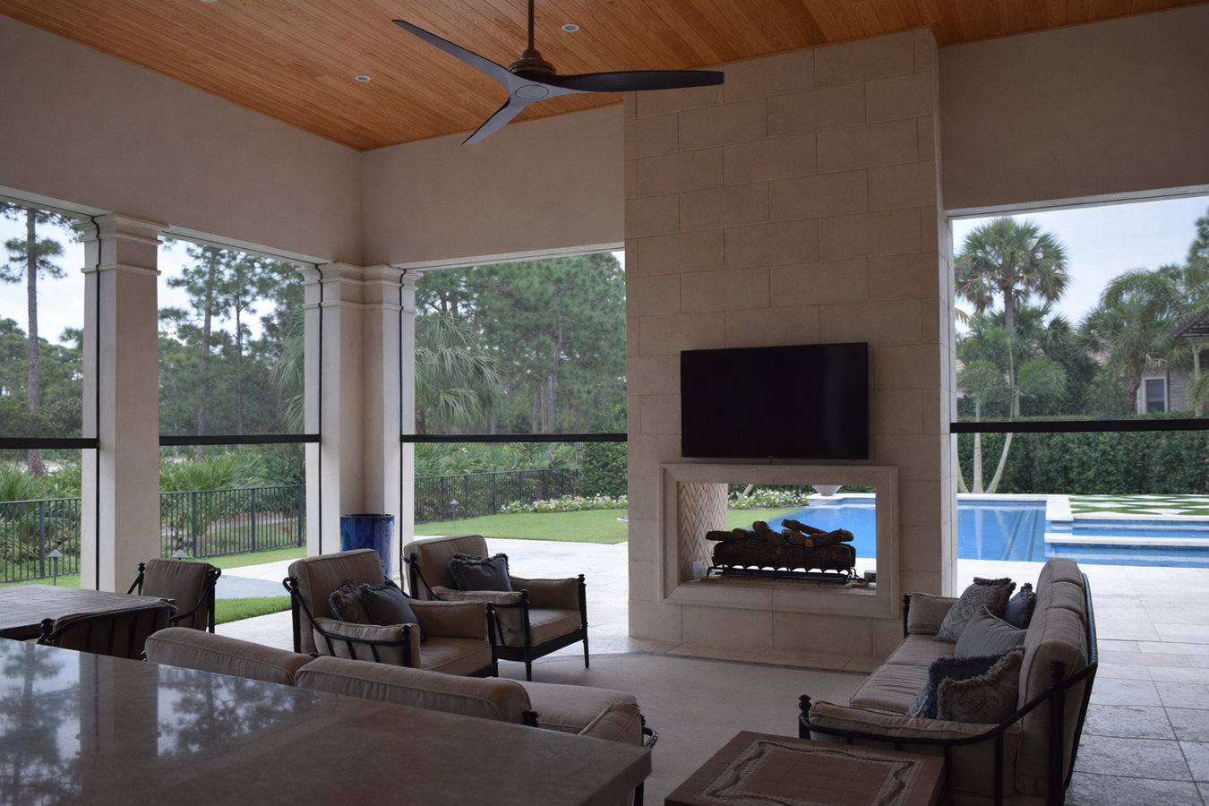 Screen room installation in Doral, FL